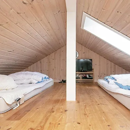 Luxury Retreat With - By Traum Millinge