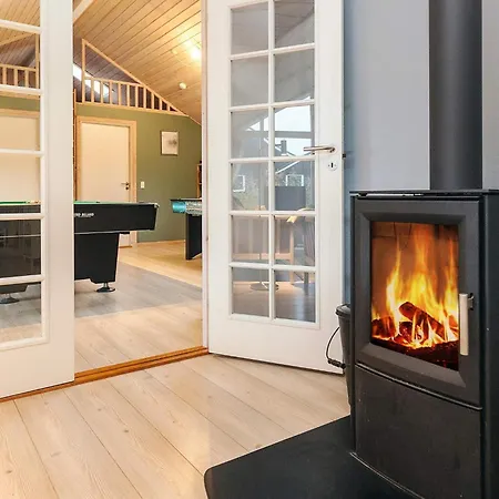 Luxury Retreat With - By Traum *