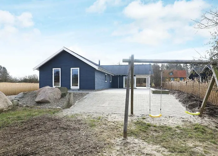 Luxury Retreat With - By Traum Millinge