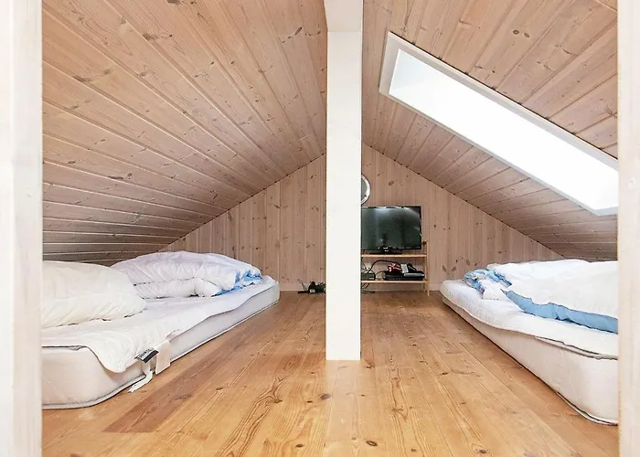 Luxury Retreat With - By Traum Millinge